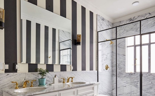 How to Choose the Perfect Bathroom Mirror Size, Easy-To-Follow Guide