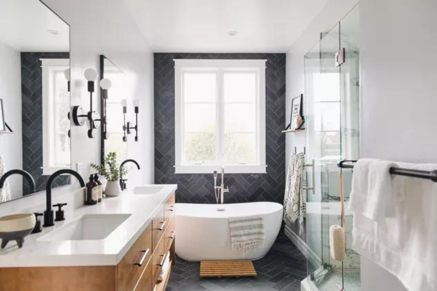 Say Goodbye to Bathroom Odors! 10 Genius Hacks for a Fresh-Smelling Space
