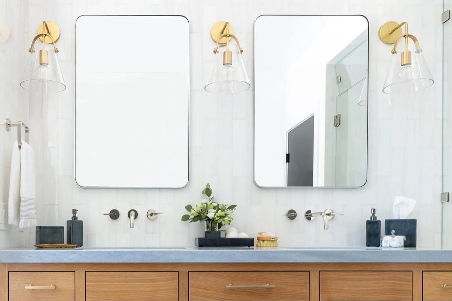 The Best Lighting Fixtures for Bathrooms That Go With Any Style