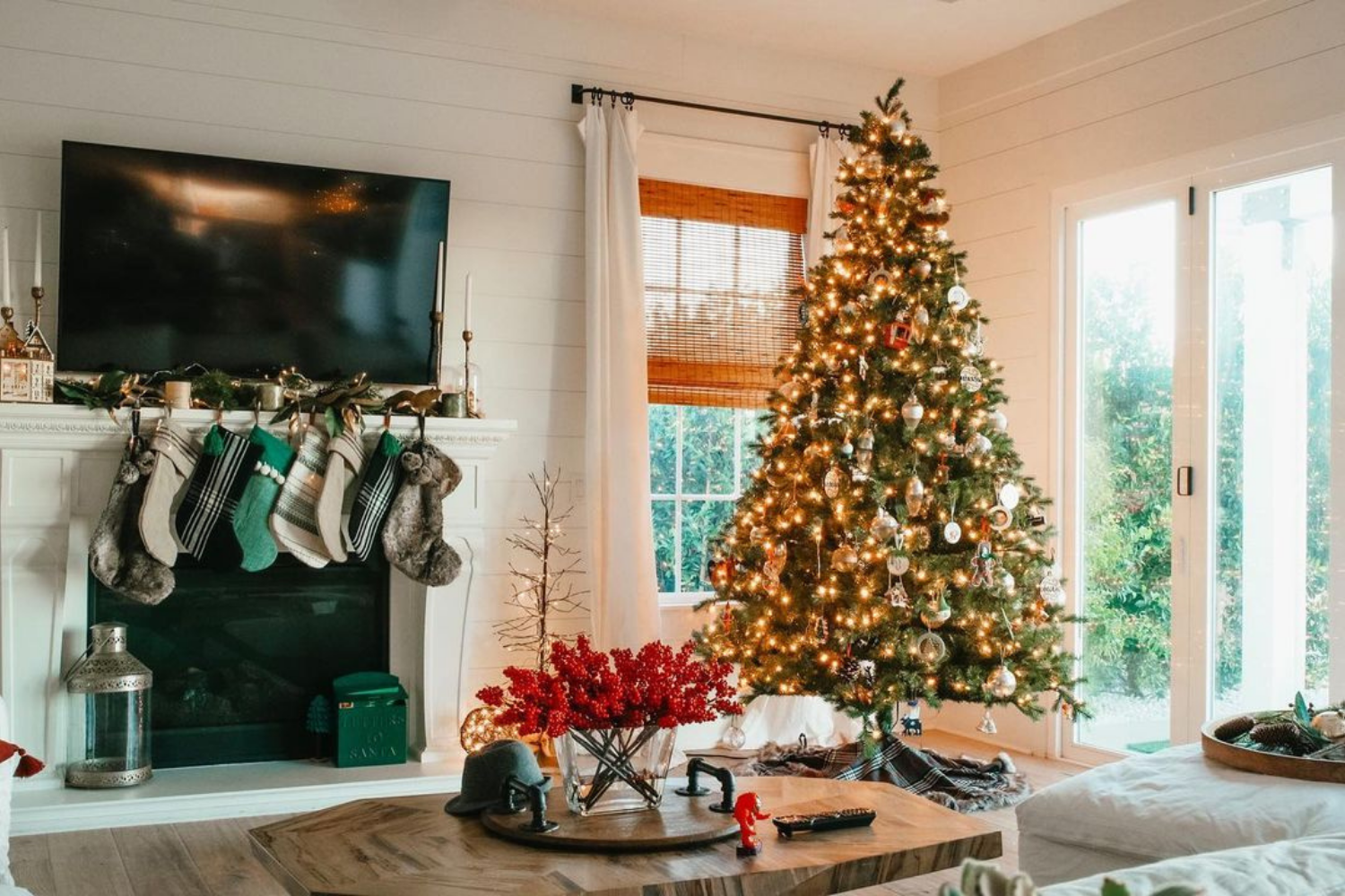 17 Christmas Décor Ideas That Are So Simple and Chic