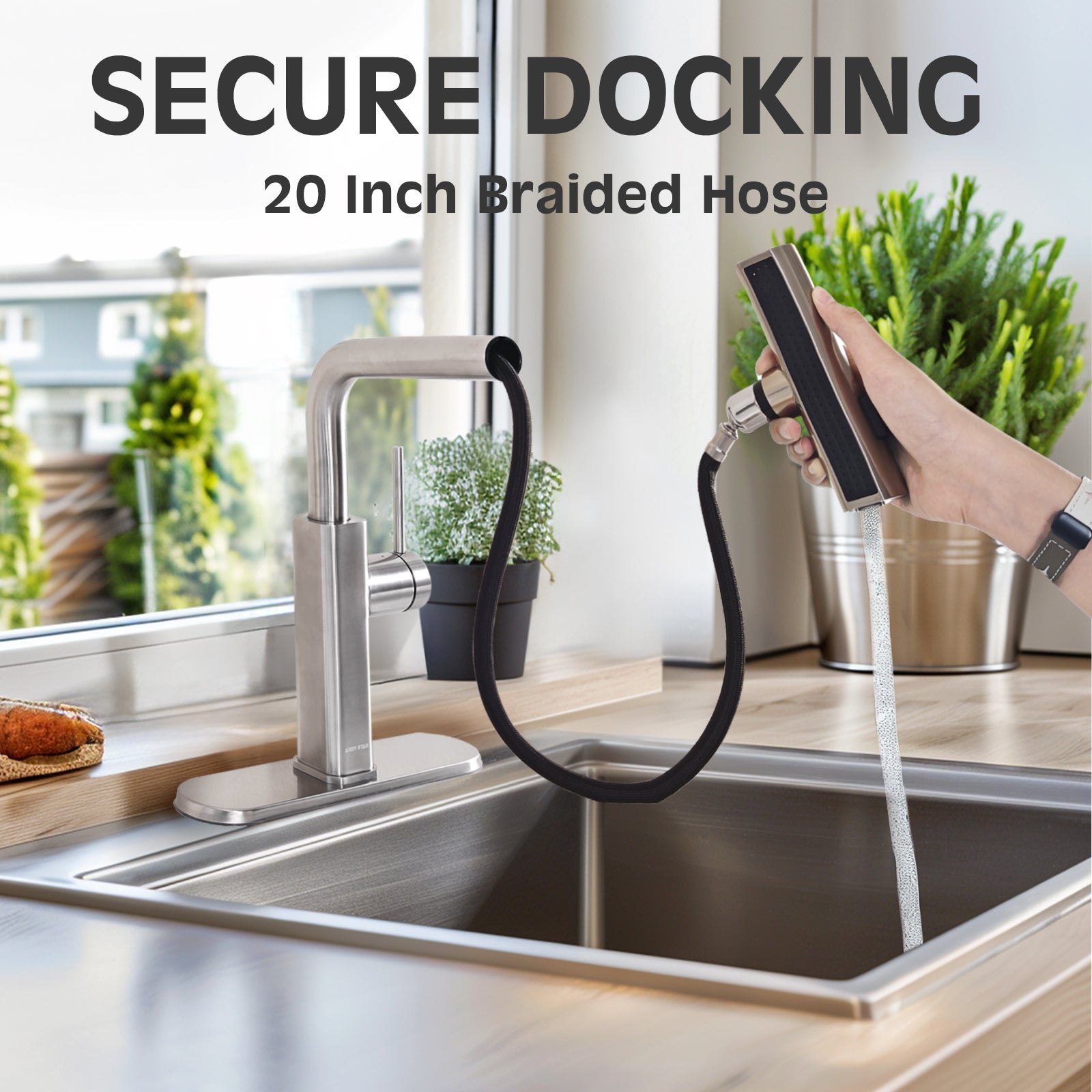 Modern Stainless Steel Single Hole Kitchen Faucet with Pull-Out Sprayer