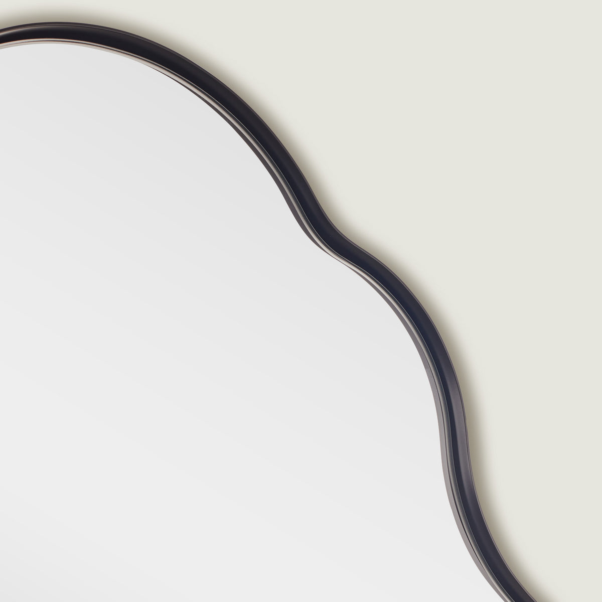 Modern Scalloped Oval Bathroom Vanity Mirror Wavy Wall Mirror | Stainless Steel Frame