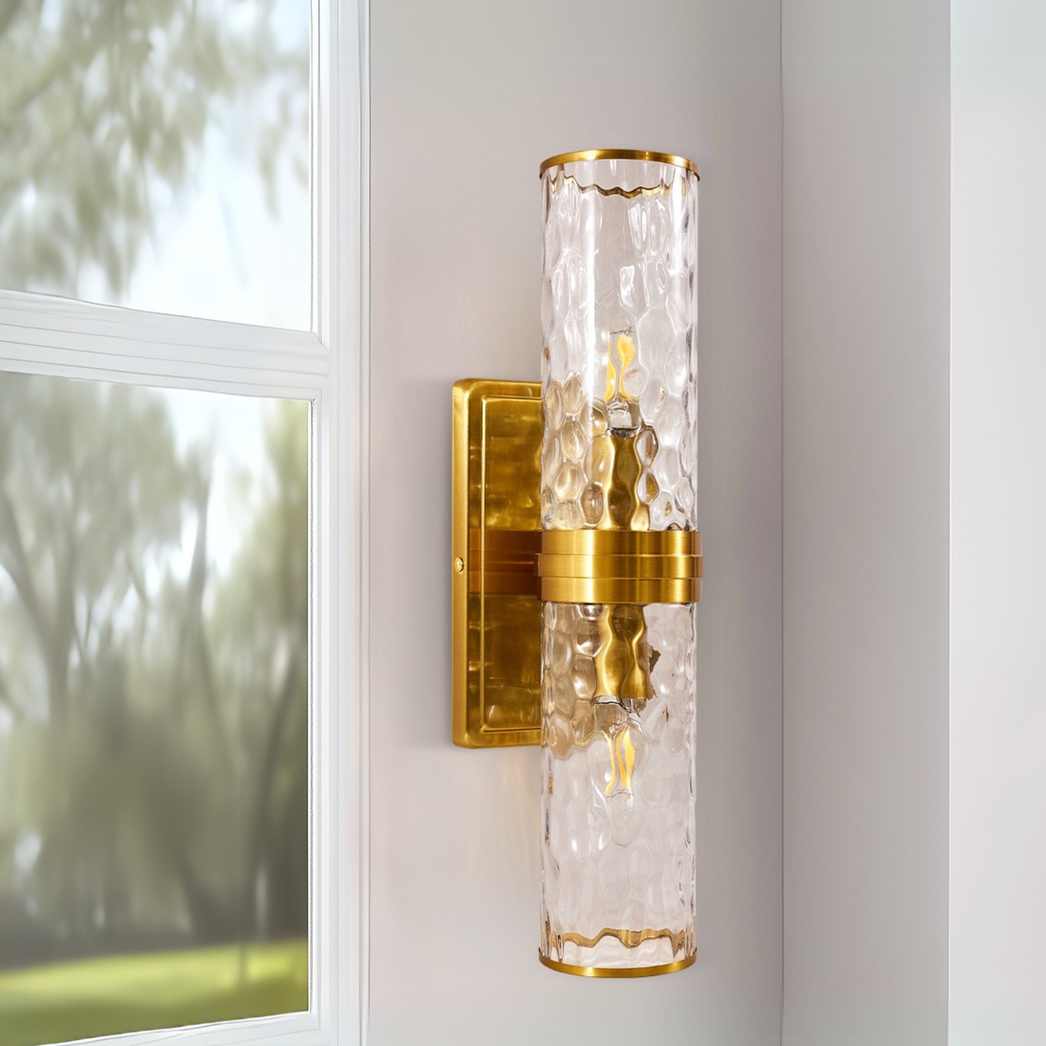 Elegant Hammer Glass Double-Cylinder Shade Wall Sconce Bathroom Light Fixture