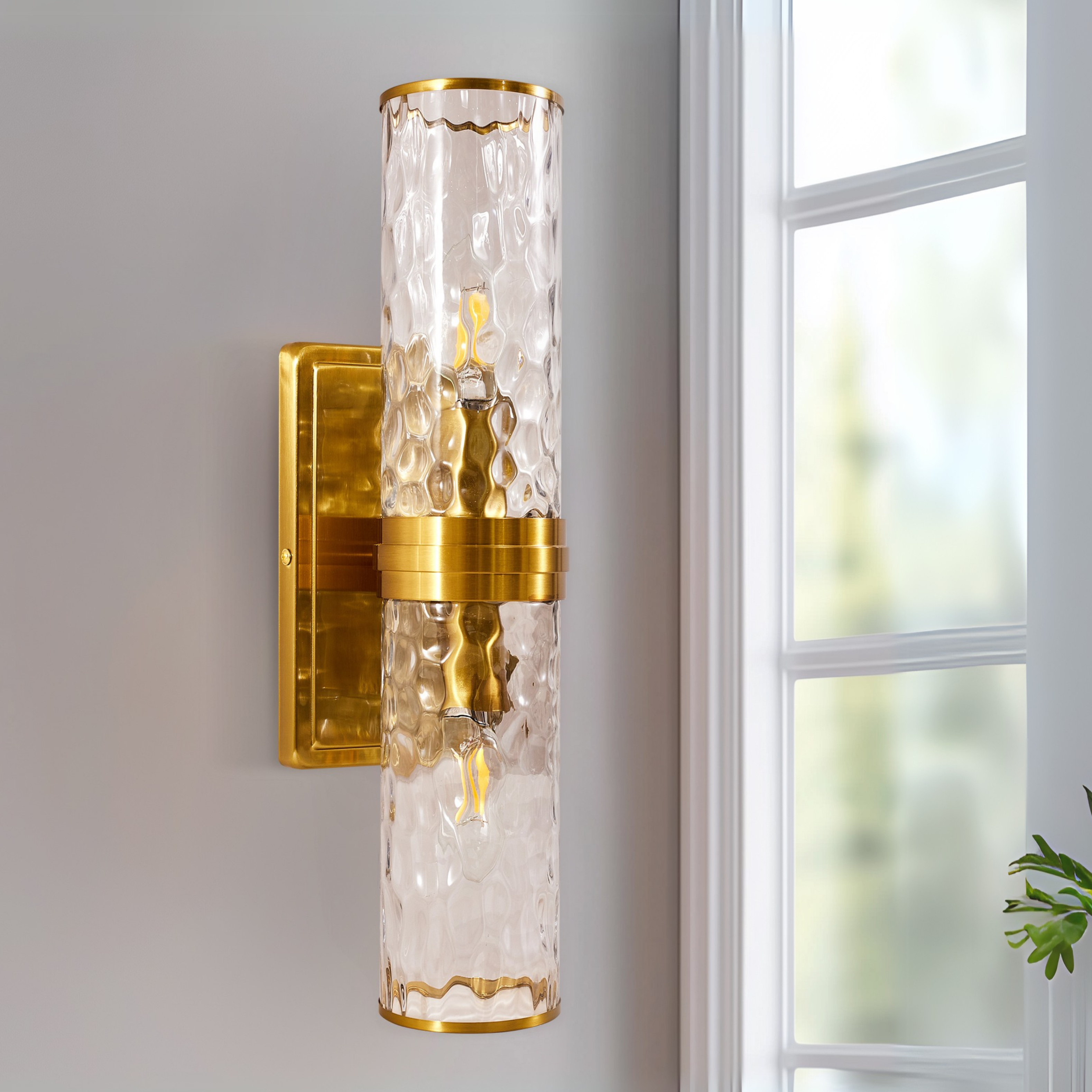Elegant Hammer Glass Double-Cylinder Shade Wall Sconce Bathroom Light Fixture