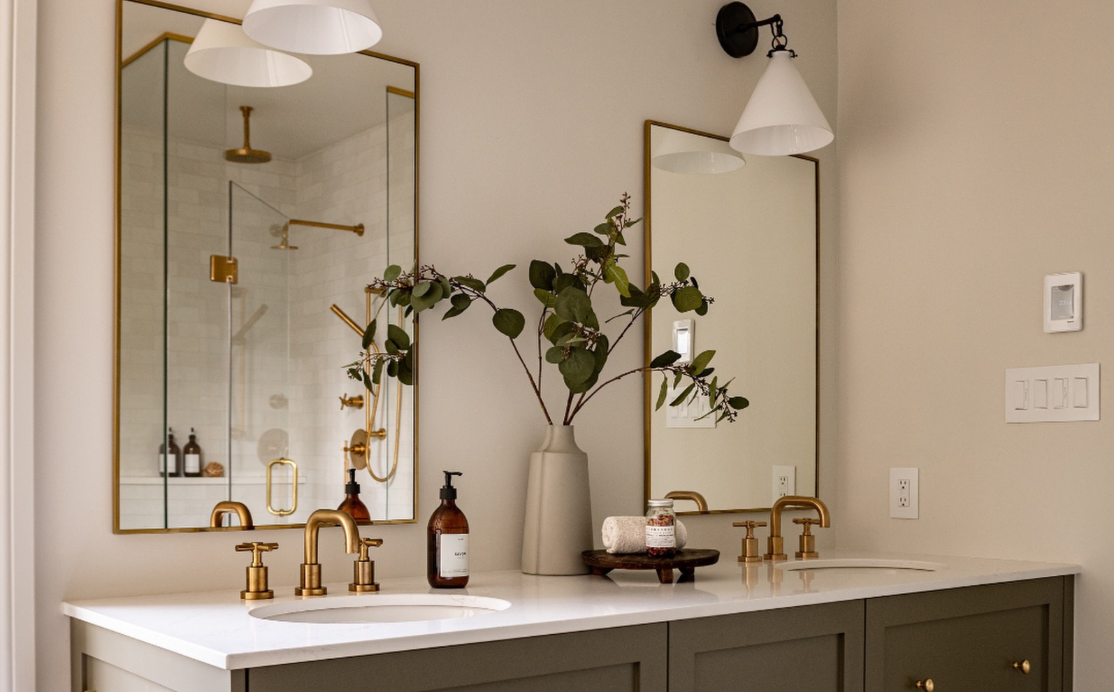 How to Choose the Perfect Size for Your Bathroom Essentials: The Ultimate Guide