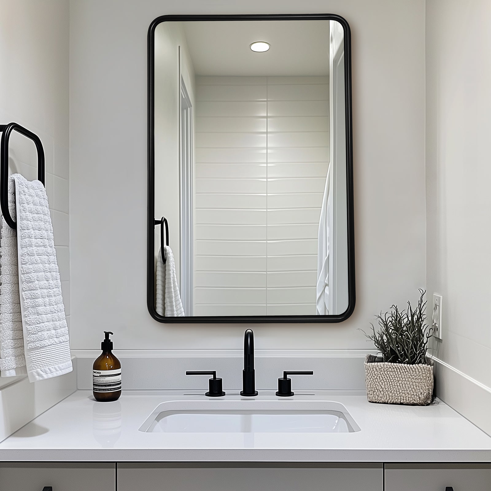 Contemporary Rounded Rectangular Bathroom Mirrors| O-Shaped Tube Stainless Steel Frame