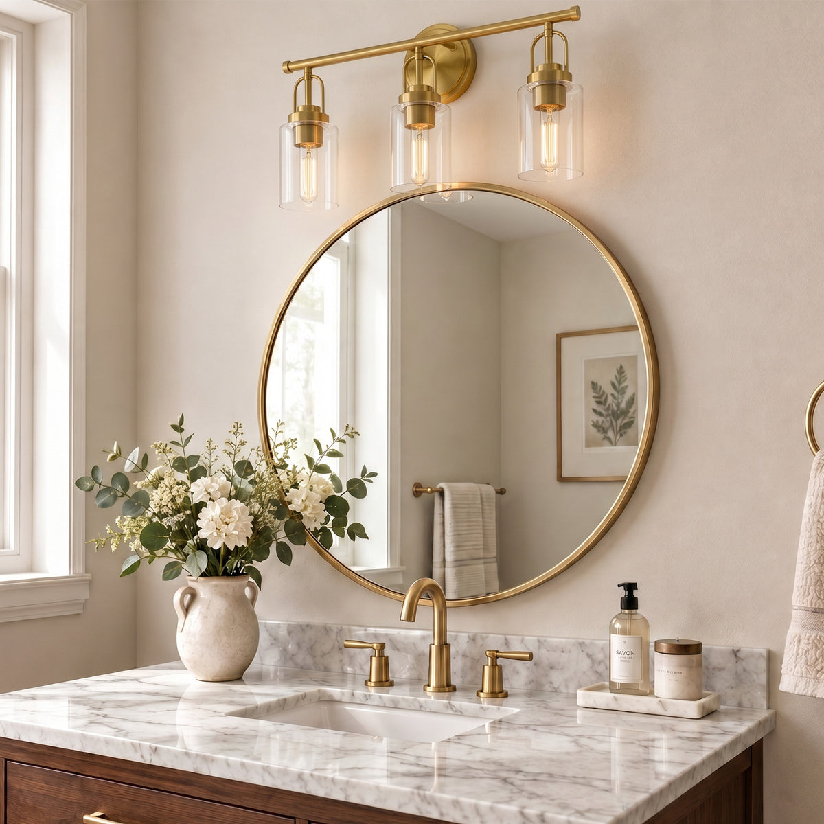 Transitional Cylindrical Clear Glass Shade Bathroom Vanity Light