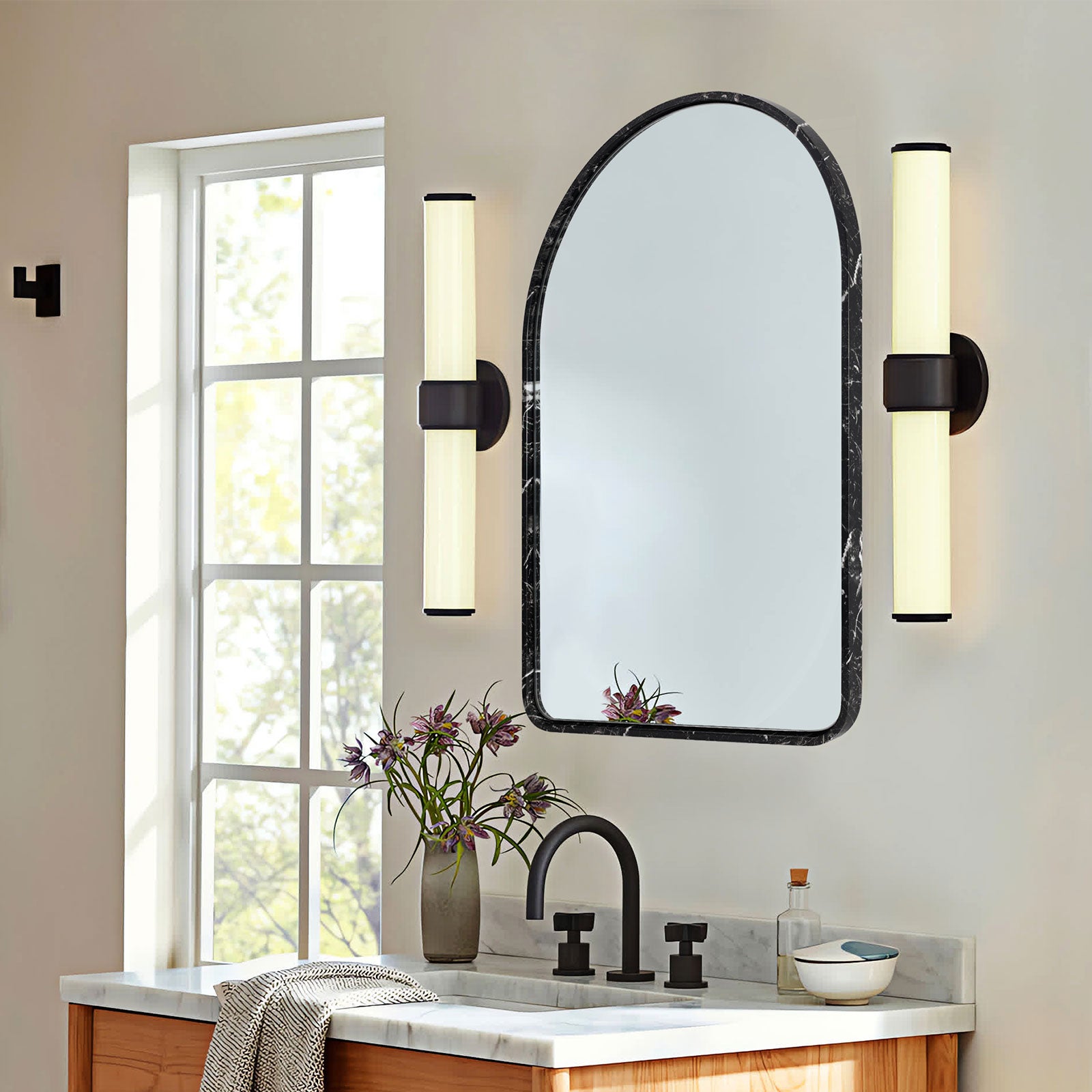 Nordic Imitation Marble Framed Black Arched Wall Mirror for Bathroom/ Wall