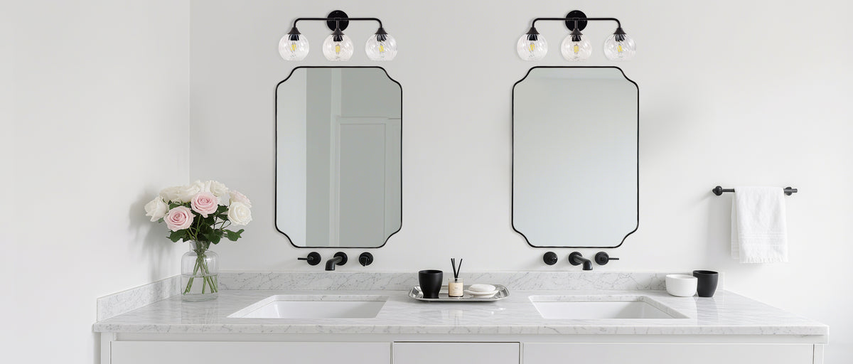 The picture moonmirror.co shows when its homepage is shared