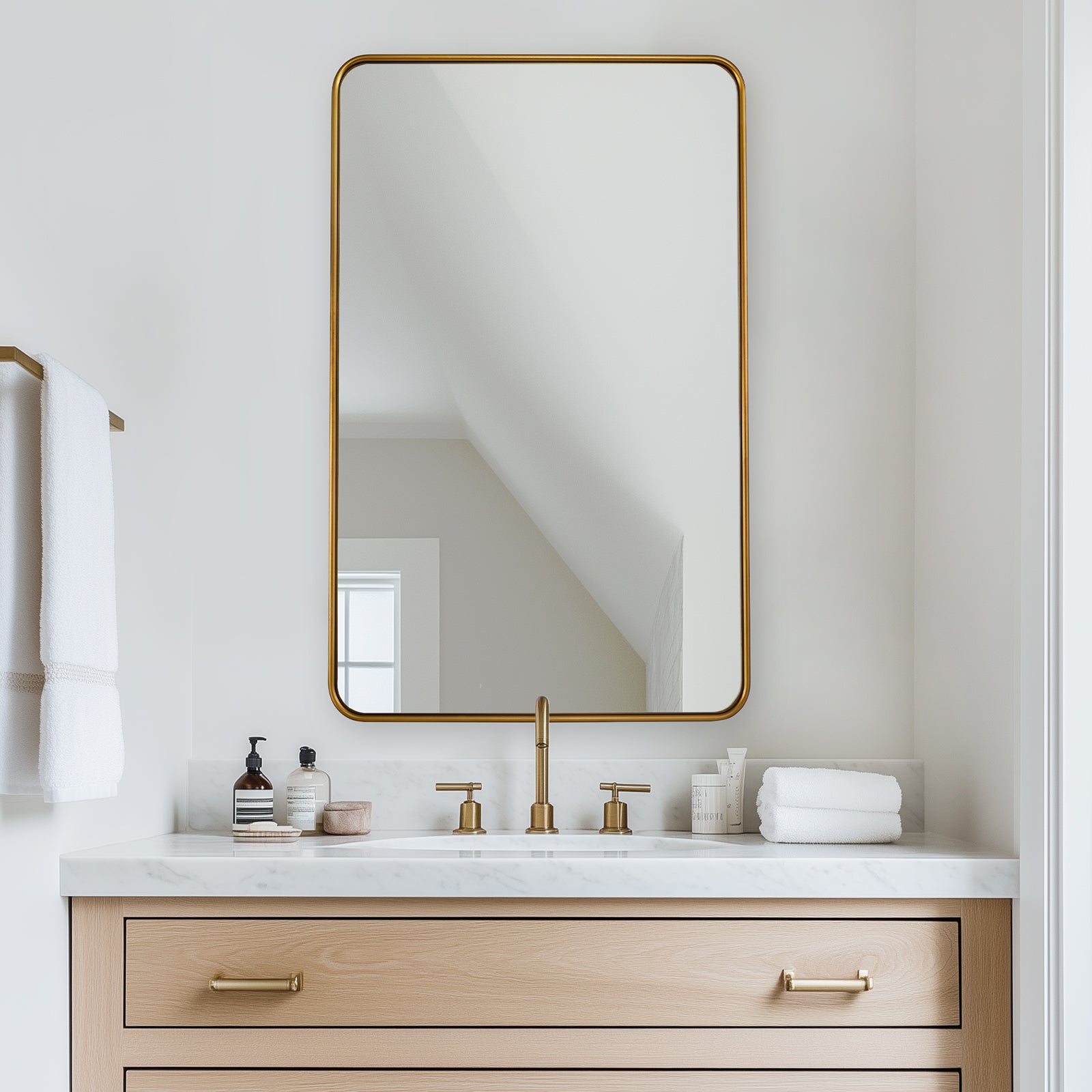 Contemporary Rounded Rectangular Bathroom Wall Mirror| U-Shaped Tube Aluminum Framed