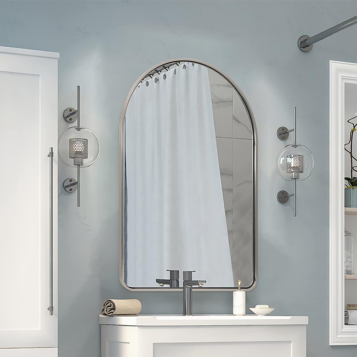 Bold Metal Framed Arched Wall Mirrors for Bathroom/ Living Room/Entry